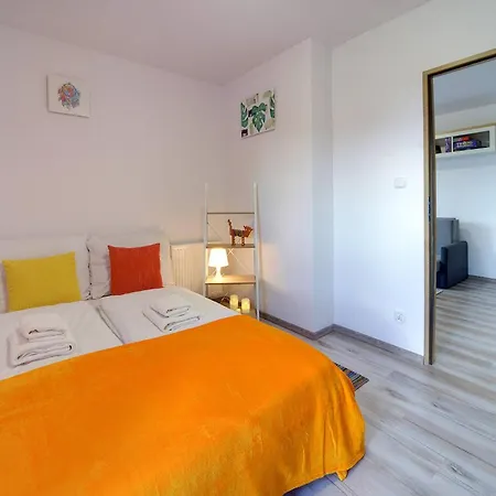 Przestronny Sun Seasons 24 W Szklarskiej Porebie Z Widokiem Na Gory By Renters Daire Szklarska Poreba