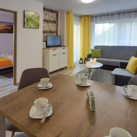 Przestronny Sun Seasons 24 W Szklarskiej Porebie Z Widokiem Na Gory By Renters *