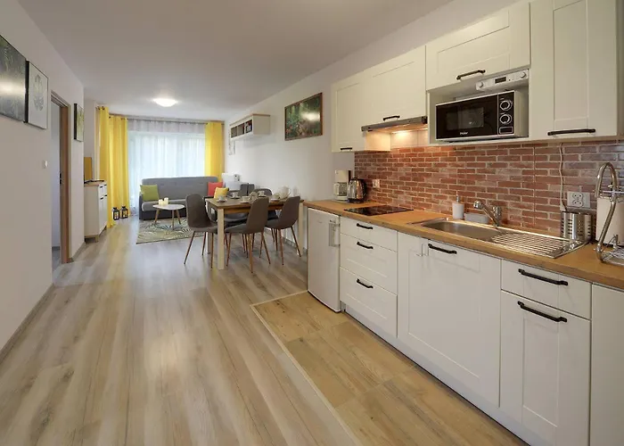 Appartamento Przestronny Sun Seasons 24 W Szklarskiej Porebie Z Widokiem Na Gory By Renters Szklarska Poręba